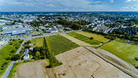 Archéologie préventive, aurtier Doulon, developpement, archéologie, campagne, ville gauloise, france, territoire métropole, Ouest, second âge du fer, âge du fer, Tène, Sainte-Luce-sur-Loire, ruisseaux, Gohards, Aubinière, zone humide et inondable, Lacoste, vestige, Tène finale, activité maraîchère, protohistorique, batiment rectangulaire, structures fossoyées, substrat, limite, dossées, mobilier, céramique, laténien, comblement, fosse, architecture, position, terre cuite, édifice, Doulon-Gohards, établissement ruraux, réaménagement, archéologie