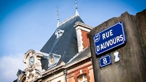 Square Fleuriot De Langle, Nantes, enceinte médiévale, douve, conlfuence Erdre Loire, sondages, Tour du Connétable, Hôtel des Postes et Télégraphes, Moyen Âge, fouilles archéologique, Direction du Patrimoine et de l'Archéologie, Nantes Métropole