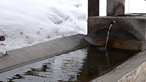 Etude Patrimoniale Pays du Guillestrois - Sites Patrimoniaux des Hautes Alpes, Guillestre, Vars, Risoul, Saint Crépin, Mont-Dauphin, Eygliers, Saint-Clément, Réotiers, fontaine Lavoir, Culture du chanvre, Moulin Raymond, Citerne militaire Mont-Dauphin, Canal et fontaine Salva, Station geothemique, vigne, gardien de refuge, Four Banal, Forge, Four à chaux, Caserne militaire, l'eau et ses usages, usages industriels et commerciaux, paroles aux habitants, collecte audio et vidéo, Identité d'un territoire rural et évolutions du XXème à aujourd'hui, sociologie, Patrimoine, Hautes Alpes, paroles aux habitants, sites Patrimoniaux, identité et territoire Guillestrois, pratiques collectives, transmission, interviews audio, Eygliers, Guillestre, Mont-Dauphin, Réotier, Risoul, Saint Crépin, Vars, Saint Clément sur Durance, Conseil Général Provence Alpes Côte d'Azur, programme Territoire numérique, eServices, Fontaine lavoir, l'eau et ses usages, gestion domestique, culture du chanvre, l'usage des nais, Moulin Raymond, usages industriels et commerciaux, farine et huile de noix, citerne militaire, captation et stockage de l'eau, alimenter une place forte, canal et fontaine Salva, canaux pour l'agriculture, station géothermique, plan de phazy, vigne et modes de vies, l'usage des celliers, gardien de refuge, refuge Napoléon, four banal, fête du pain, forge, métier de forgeron et histoire, four à chaux.