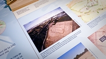 Le Chronographe, Rezé, CIAP, exposition, c'est arrivé près de chez vous, 10 ans d'archéologie, fouilles, histoire, territoire, découverte, archéologues, spécialistes,  mutations urbaines, exploration, diagnostics, chantiers, Ratiatum, bords de Sèvre, anthracologue, carpologue, palynologue, anthropologue, xylologue, dendrochronologue, techniques, Prospections, bords de Sèvre, Vertou, Promontoire, La Sangle, Bouguenais, Ferme, ZAC de la Haute-Forêt, Carquefou, Fermes, ZAC Doulon-Gohards, Nantes, Agglomération, La Piletière, Mauves-sur-Loire, Quais portuaires, avenue de Lattre de Tassigny, Rezé, Fortifications, square Fleuriot de Langle, Nantes, Habitations, place Félix Fournier, Nantes, Manoir, caserne Mellinet, Nantes, Nécropole, Bagatelle, Saint-Herblain, Nécropole, rue d’Auvours, Nantes, Nécropole, parking du Grand T, Nantes, Cimetière, église Saint-Hermeland, Saint-Herblain, archéologiques préventives, périodes gauloises, Antiquité, Moyen Age, époque moderne.