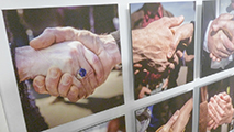 Du vide entre les paumes, Pascal Jounier Trémelo, 280 poignées de mains, Triballat Noyal, site de la verrière, Noyal sur Vilaine, terre chamottée, photographies.