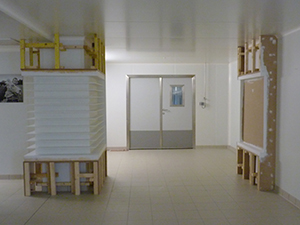 Du vide entre les paumes, Pascal Jounier Trémelo, 280 poignées de mains, Triballat Noyal, site de la verrière, Noyal sur Vilaine, terre chamottée, photographies.
